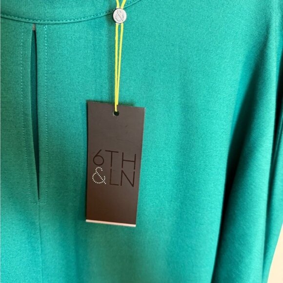 Jade Green Long-Sleeve Dress - Picture 4 of 6